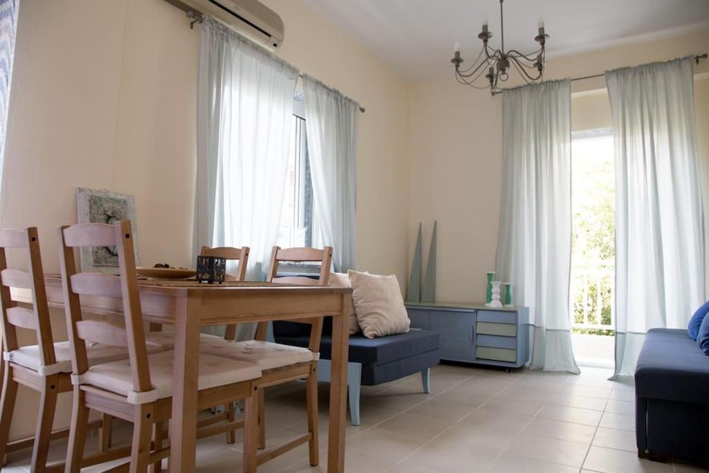 Blue Theros Apartments Paralia Dionysiou Exterior photo